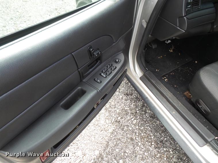 image for item DA8881 2006 Ford Crown Victoria Police Interceptor