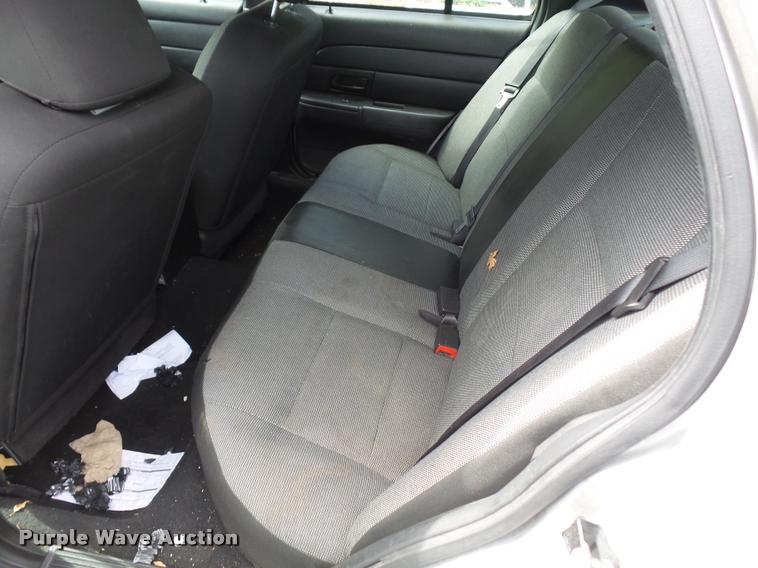 image for item DA8881 2006 Ford Crown Victoria Police Interceptor