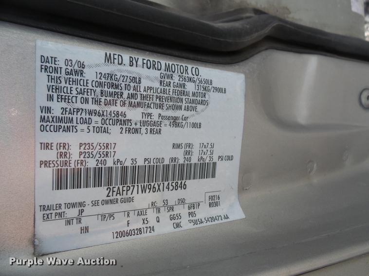 image for item DA8881 2006 Ford Crown Victoria Police Interceptor