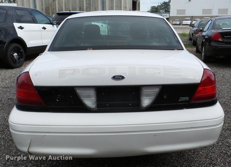 image for item DA8883 2011 Ford Crown Victoria Police Interceptor