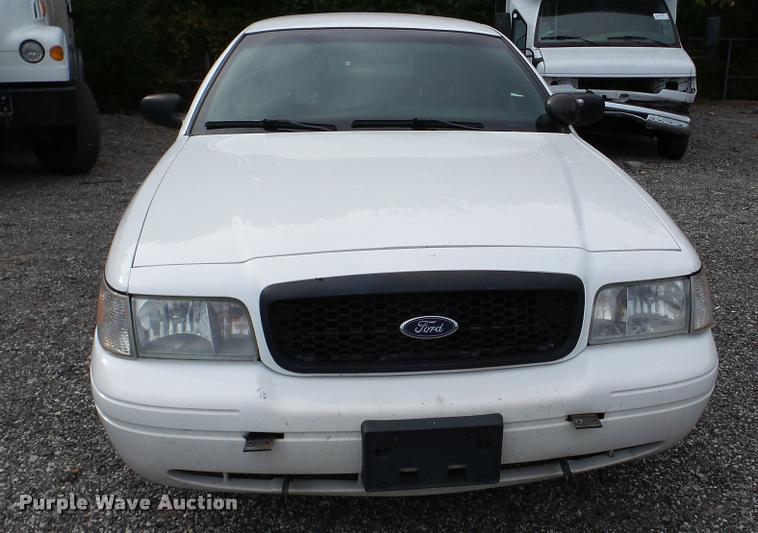 image for item DA8883 2011 Ford Crown Victoria Police Interceptor