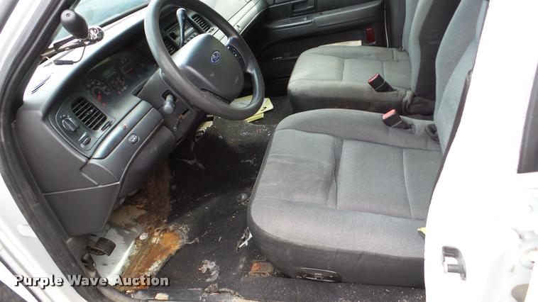 image for item DA8883 2011 Ford Crown Victoria Police Interceptor