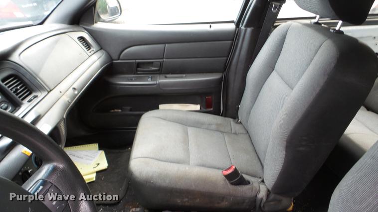 image for item DA8883 2011 Ford Crown Victoria Police Interceptor