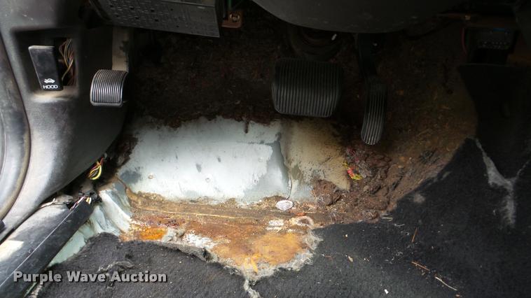 image for item DA8883 2011 Ford Crown Victoria Police Interceptor