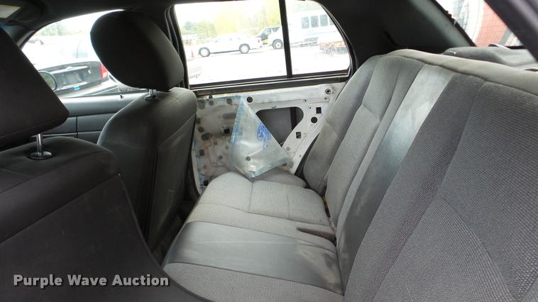 image for item DA8883 2011 Ford Crown Victoria Police Interceptor