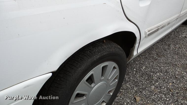 image for item DA8883 2011 Ford Crown Victoria Police Interceptor