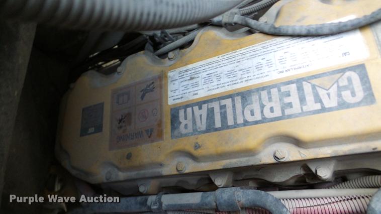 image for item DA8884 2003 Sterling L7500 vacuum truck