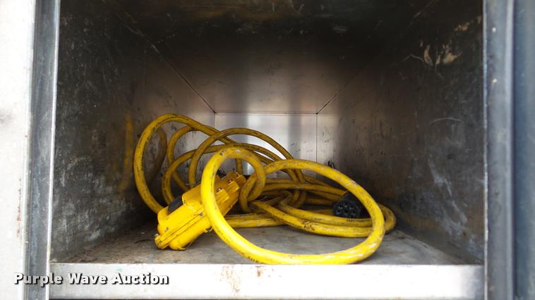 image for item DA8884 2003 Sterling L7500 vacuum truck