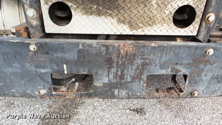 image for item DA8884 2003 Sterling L7500 vacuum truck