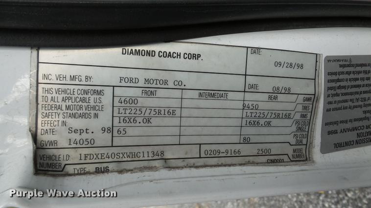 image for item DA8885 1998 Ford Econoline E450 shuttle bus