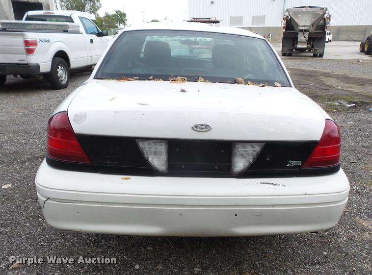 image for item DA8889 2011 Ford Crown Victoria Police Interceptor