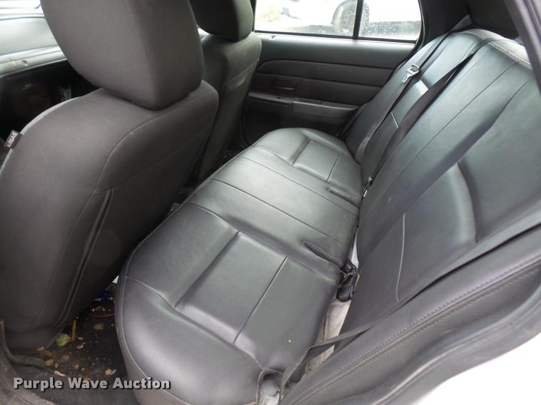 image for item DA8889 2011 Ford Crown Victoria Police Interceptor