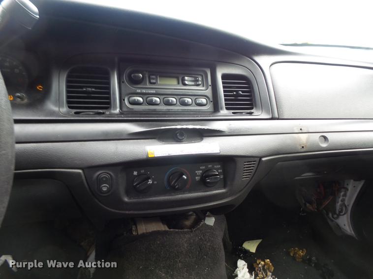 image for item DA8889 2011 Ford Crown Victoria Police Interceptor