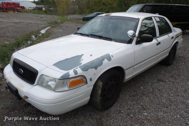 image for item DA8890 2006 Ford Crown Victoria Police Interceptor