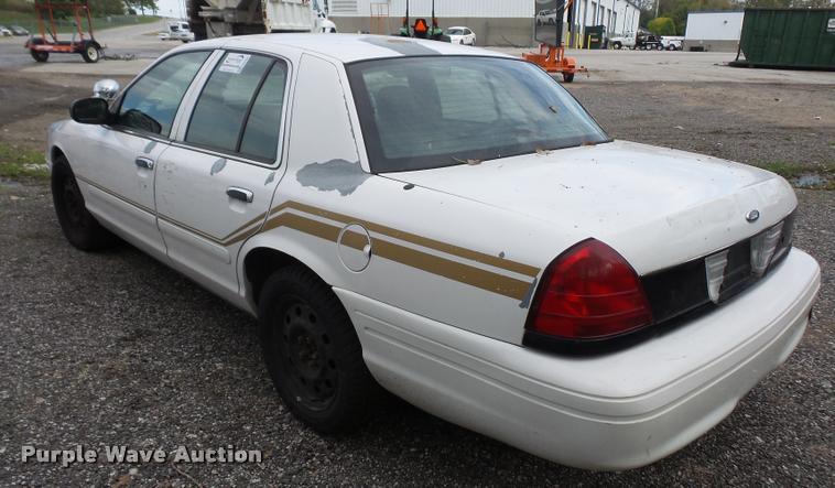 image for item DA8890 2006 Ford Crown Victoria Police Interceptor