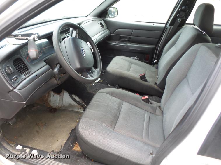 image for item DA8890 2006 Ford Crown Victoria Police Interceptor