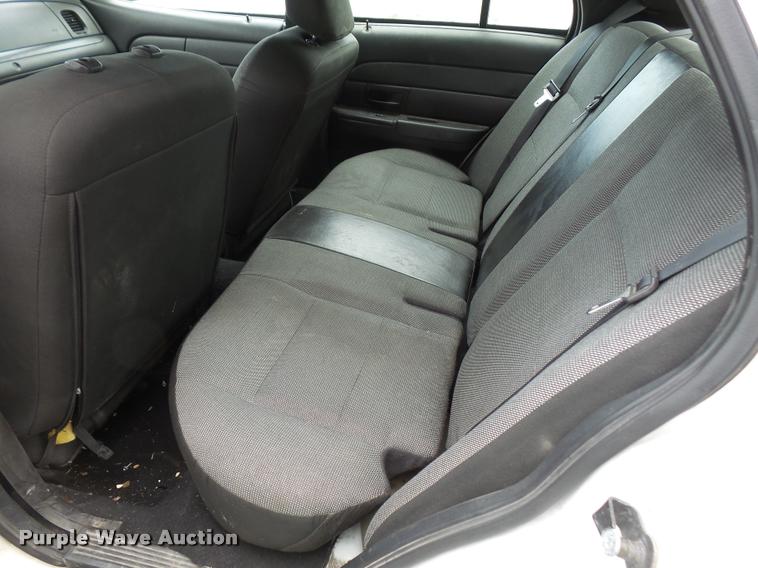 image for item DA8890 2006 Ford Crown Victoria Police Interceptor