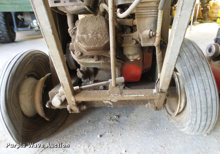 image for item DA9898 Lawn equipment