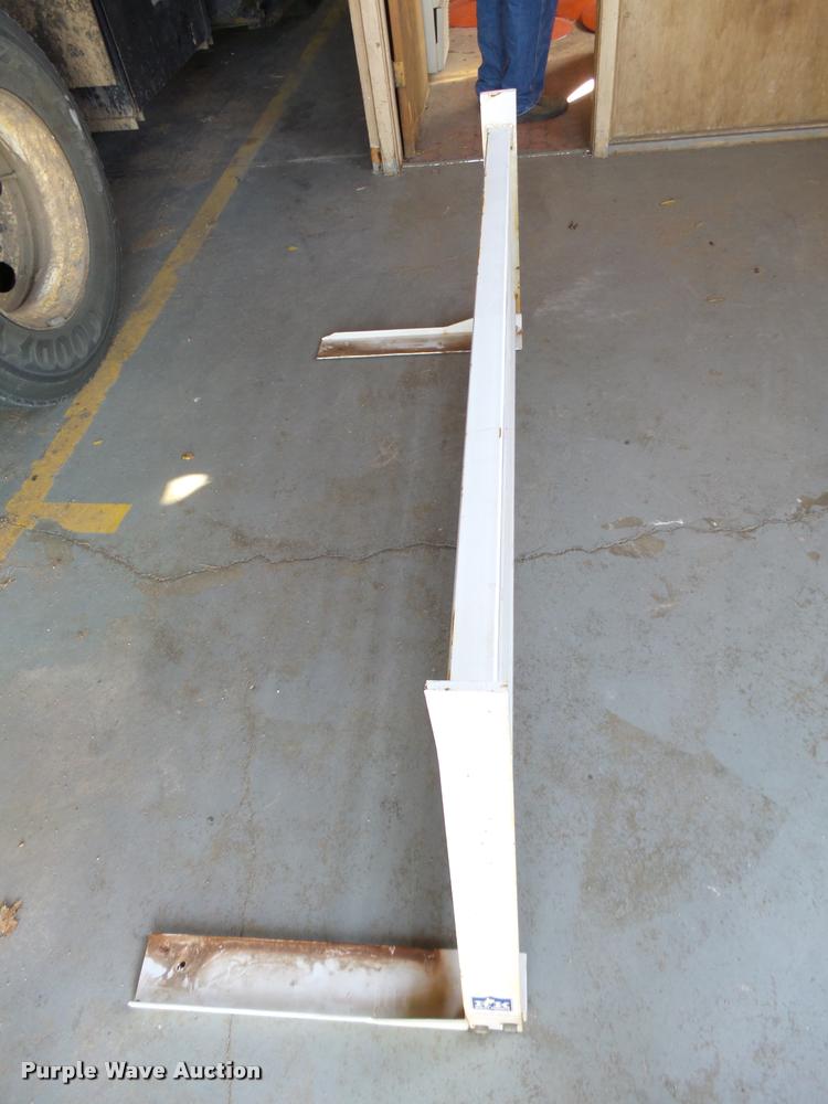 image for item DA9899 Automotive parts and attachment