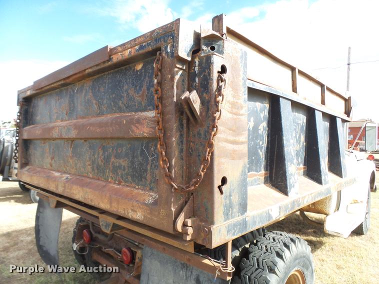 image for item DA9901 1966 Ford dump truck
