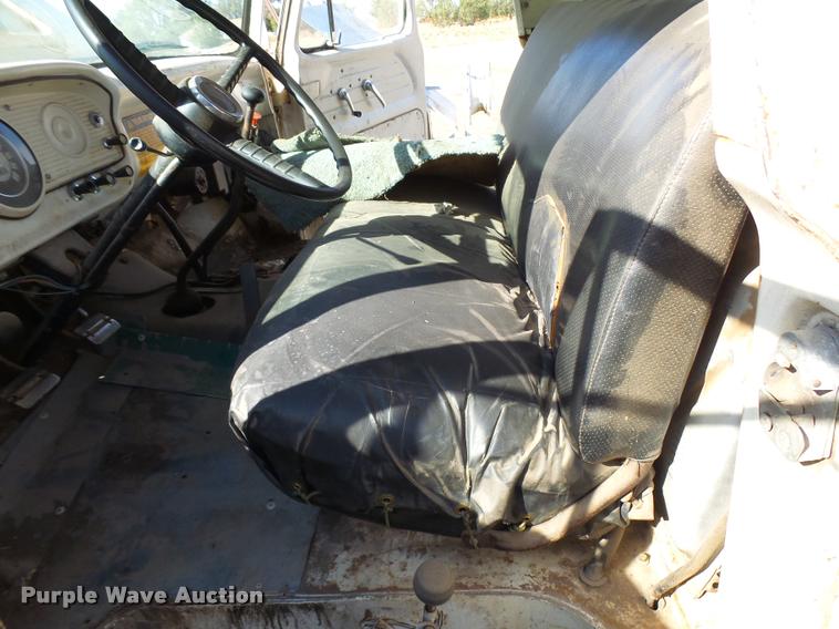 image for item DA9901 1966 Ford dump truck