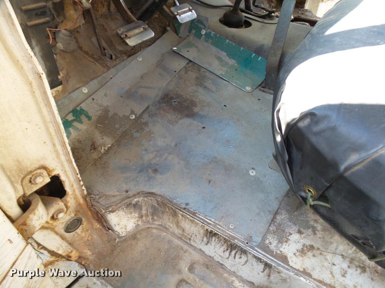 image for item DA9901 1966 Ford dump truck