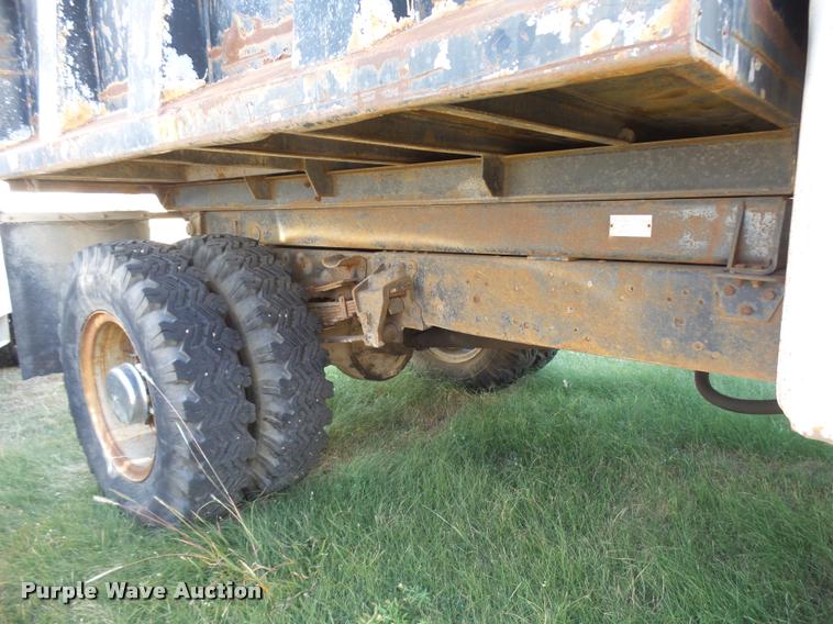 image for item DA9901 1966 Ford dump truck