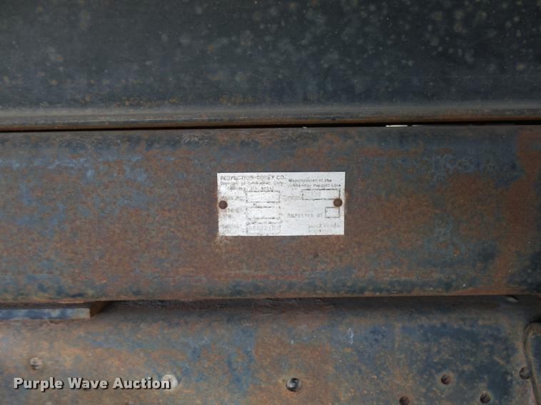 image for item DA9901 1966 Ford dump truck
