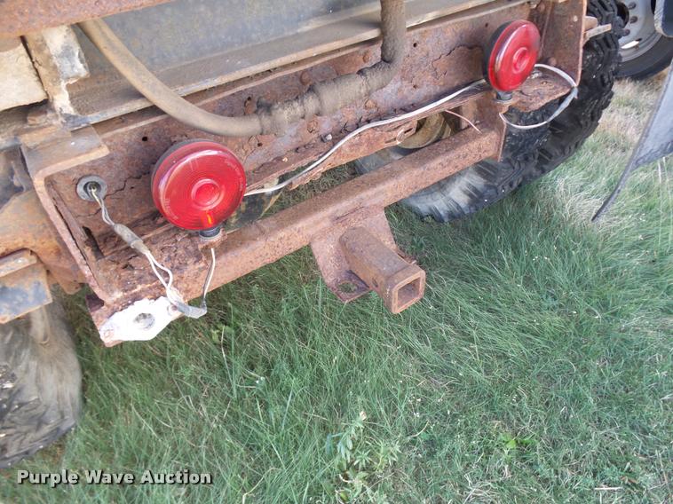 image for item DA9901 1966 Ford dump truck