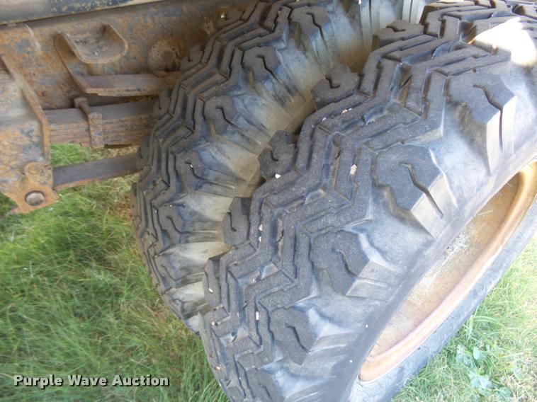 image for item DA9901 1966 Ford dump truck