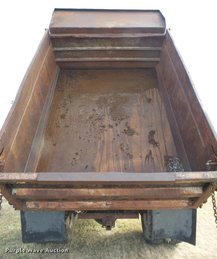 image for item DA9901 1966 Ford dump truck