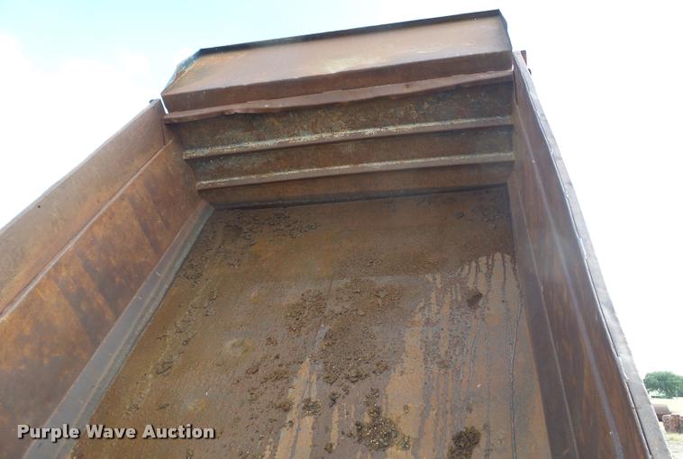 image for item DA9901 1966 Ford dump truck