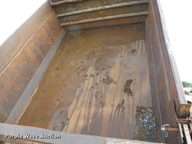 image for item DA9901 1966 Ford dump truck