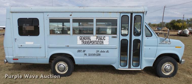 image for item DA9902 1984 Ford Econoline E350 bus