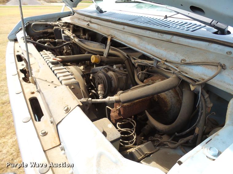 image for item DA9902 1984 Ford Econoline E350 bus