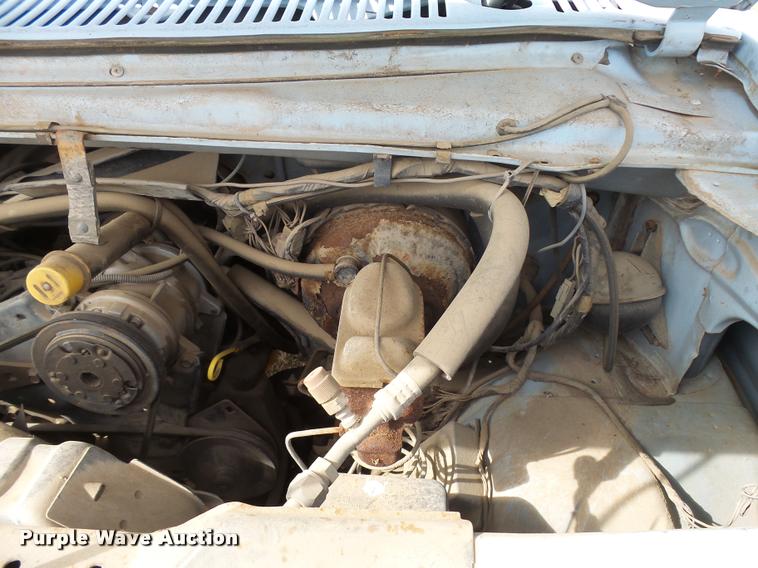 image for item DA9902 1984 Ford Econoline E350 bus