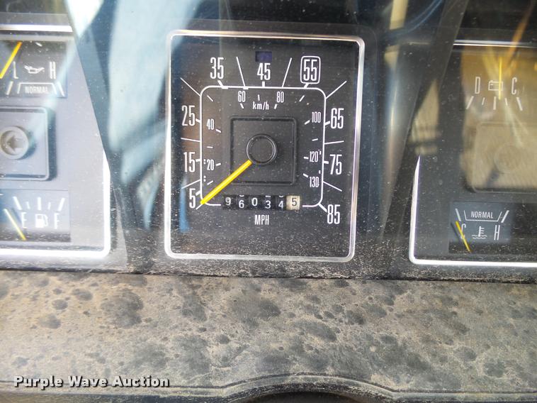 image for item DA9902 1984 Ford Econoline E350 bus