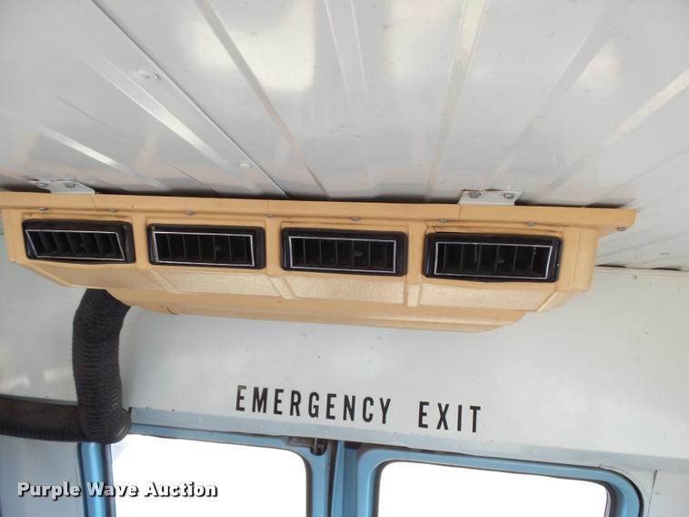 image for item DA9902 1984 Ford Econoline E350 bus