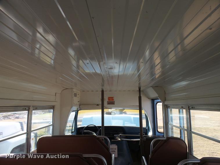 image for item DA9902 1984 Ford Econoline E350 bus