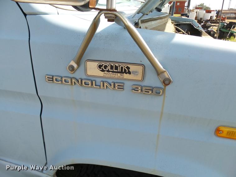 image for item DA9902 1984 Ford Econoline E350 bus