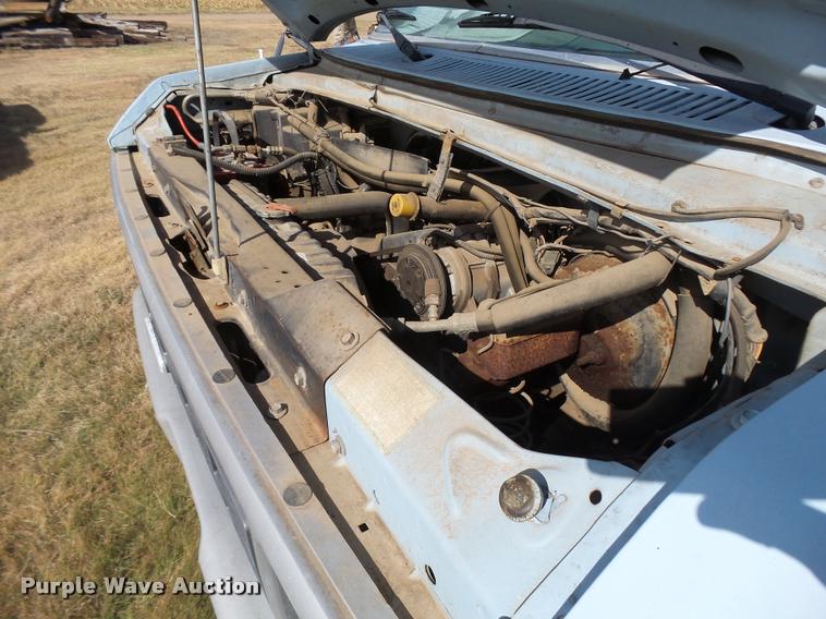 image for item DA9902 1984 Ford Econoline E350 bus