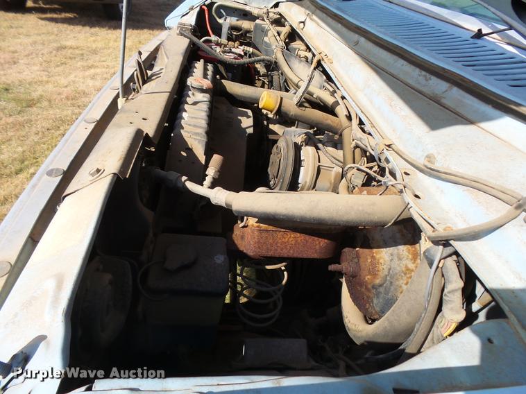 image for item DA9902 1984 Ford Econoline E350 bus