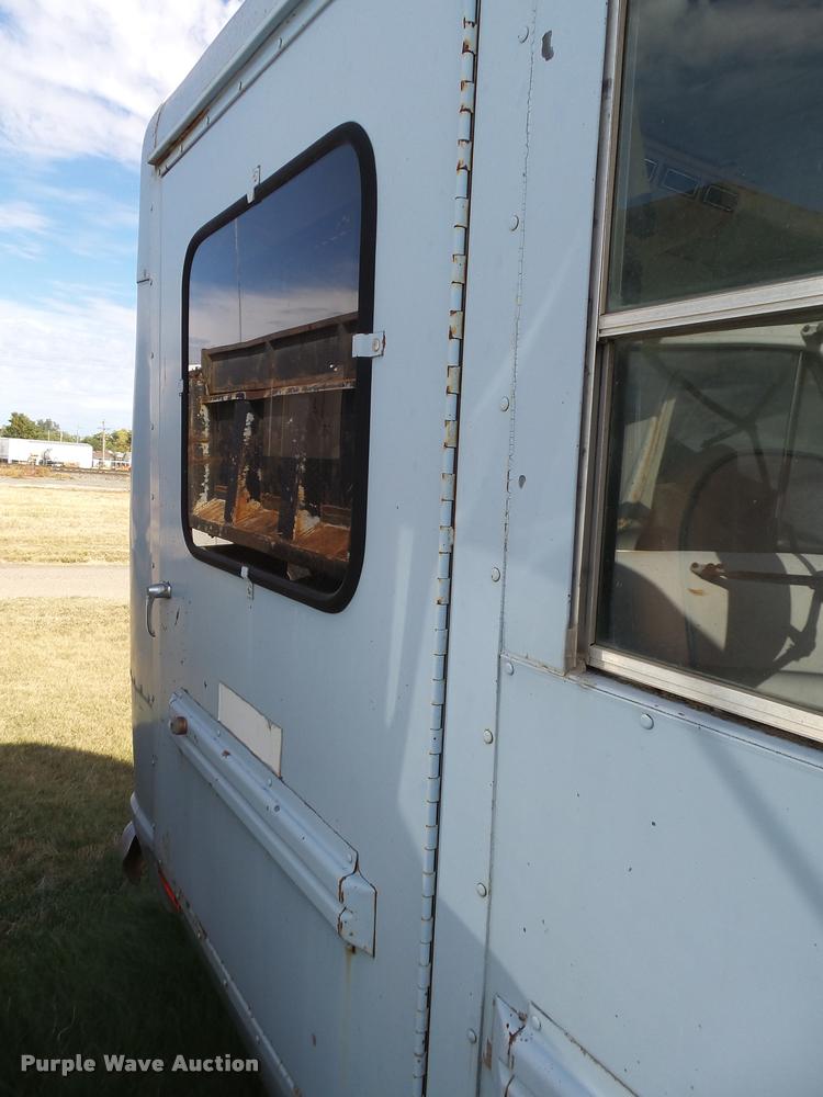 image for item DA9902 1984 Ford Econoline E350 bus