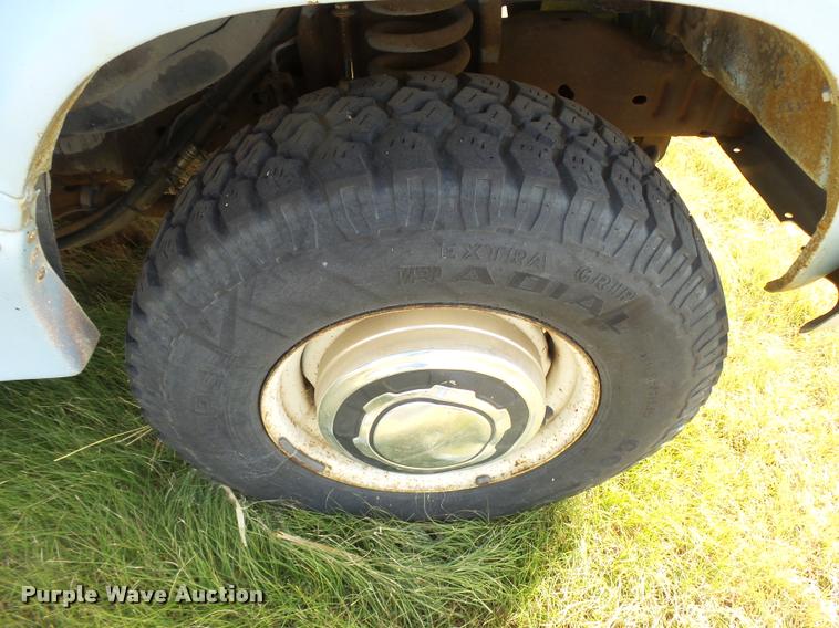 image for item DA9902 1984 Ford Econoline E350 bus