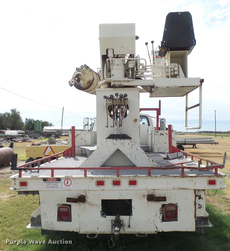 image for item DA9903 1986 Ford F700 digger derrick truck