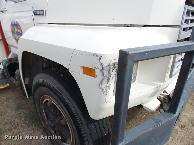 image for item DA9903 1986 Ford F700 digger derrick truck