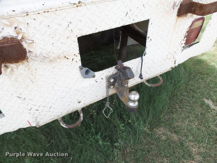 image for item DA9903 1986 Ford F700 digger derrick truck