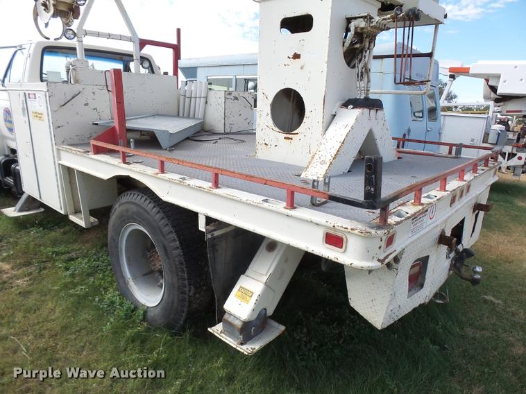 image for item DA9903 1986 Ford F700 digger derrick truck