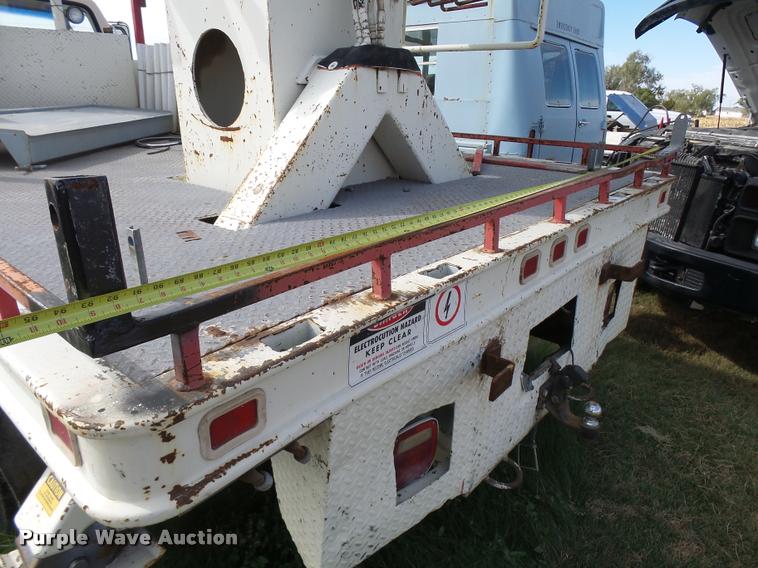 image for item DA9903 1986 Ford F700 digger derrick truck