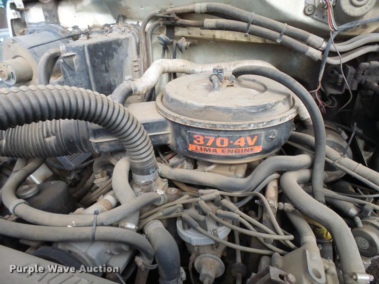 image for item DA9903 1986 Ford F700 digger derrick truck